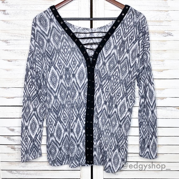 Miley and Molly | Grommet Lace Back Top Geometric - Picture 3 of 4